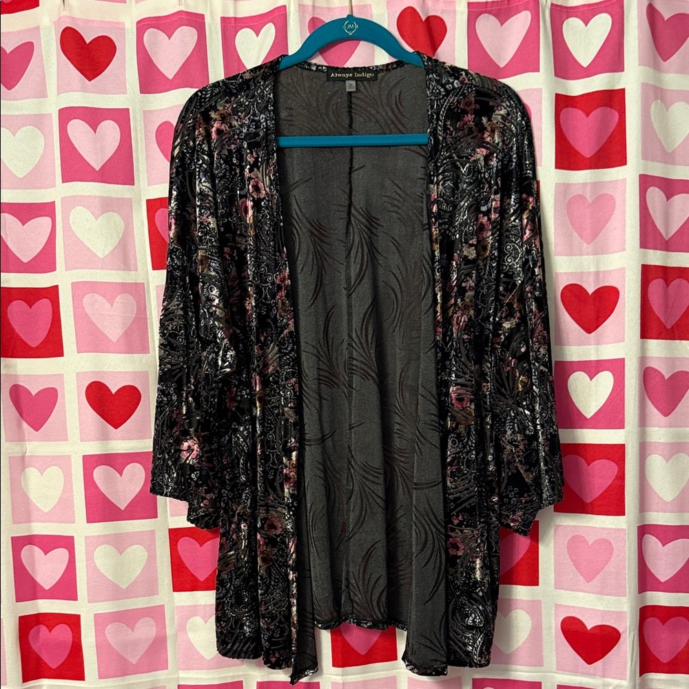 Floral Black Kimono Size 2X Velvet Feel